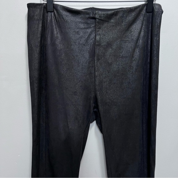 Lysse Black Shimmery Leggings Size Medium - Picture 2 of 8